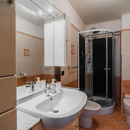 Apartment La Casa Nella Roccia