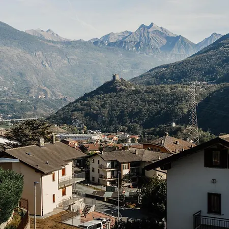 La Casa Nella Roccia